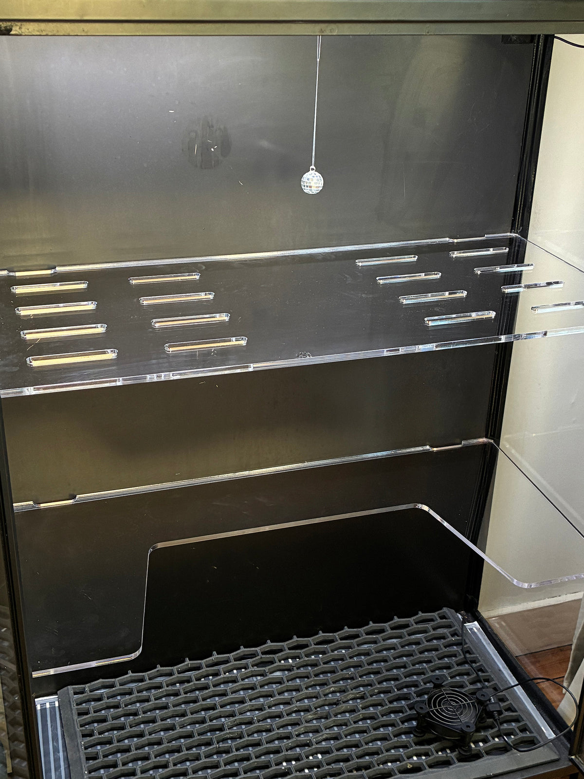 Shelves for Rudsta Wide
